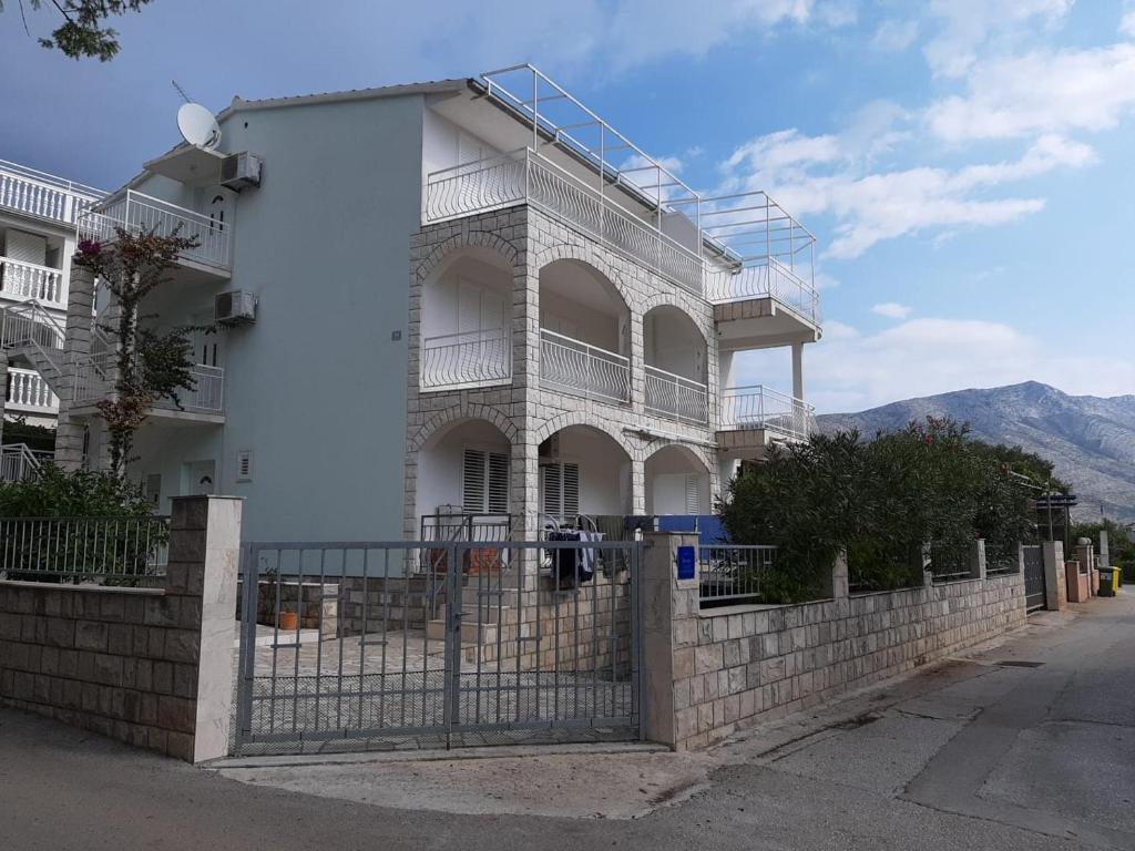 Ocean View Hotel Biševo