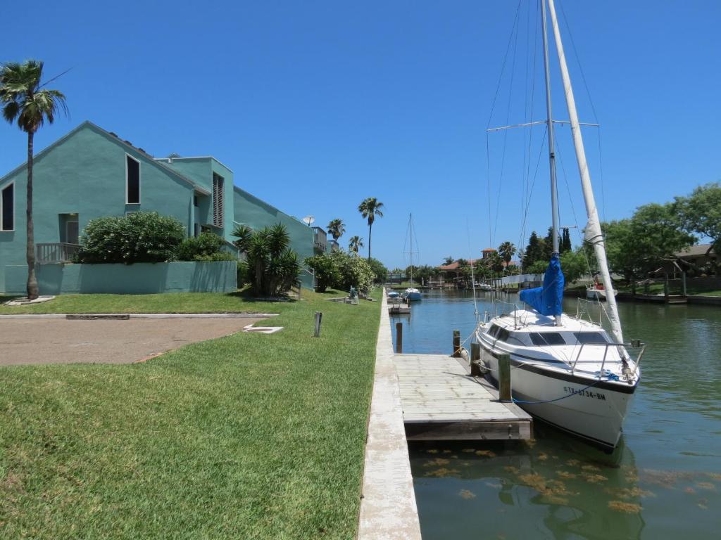 Family Suites at Packery Channel Park