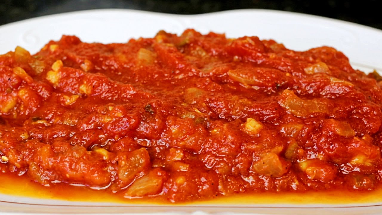 Revuelto de bacalao con tomate
