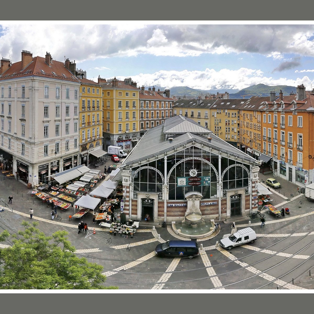Shop at the Les Halles Sainte-Claire