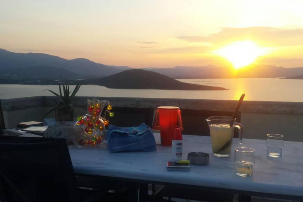 Secluded Beach House with Private Access