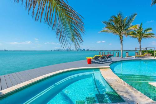 Tropical Paradise Apartment