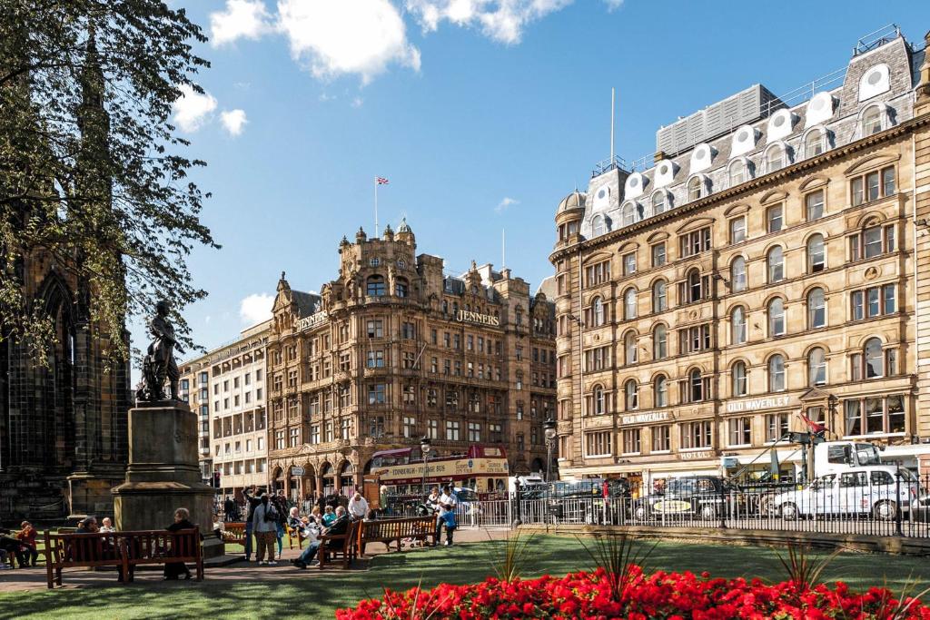 The Old Waverley Hotel