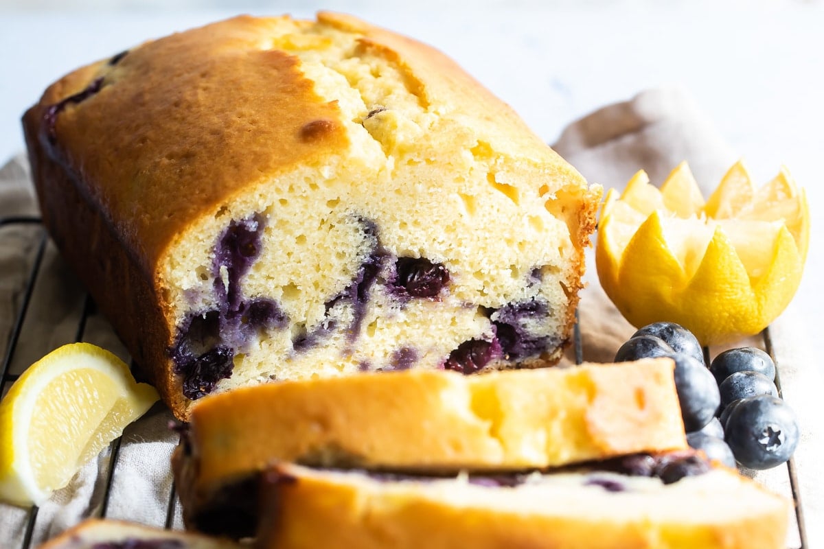 Blueberry Lemon Yogurt Cake