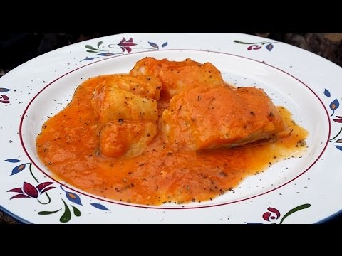 Revuelto de bacalao con tomate y albahaca