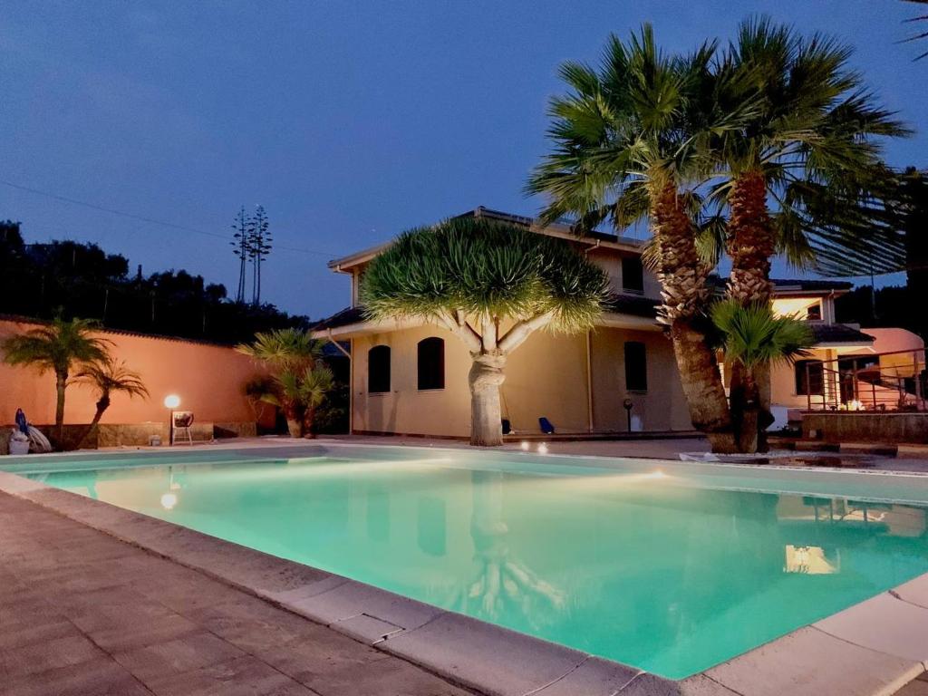 Traditional Villa Rava Charm