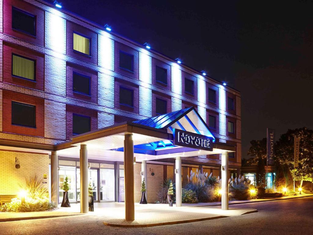 Novotel London Heathrow Airport