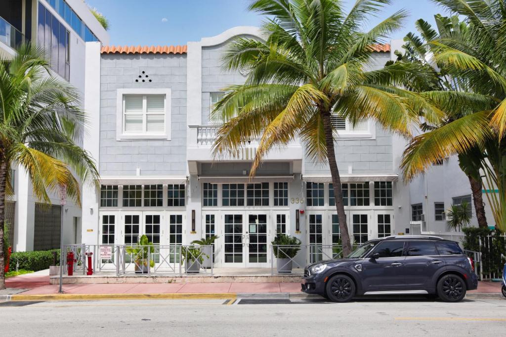4. The Julia Hotel