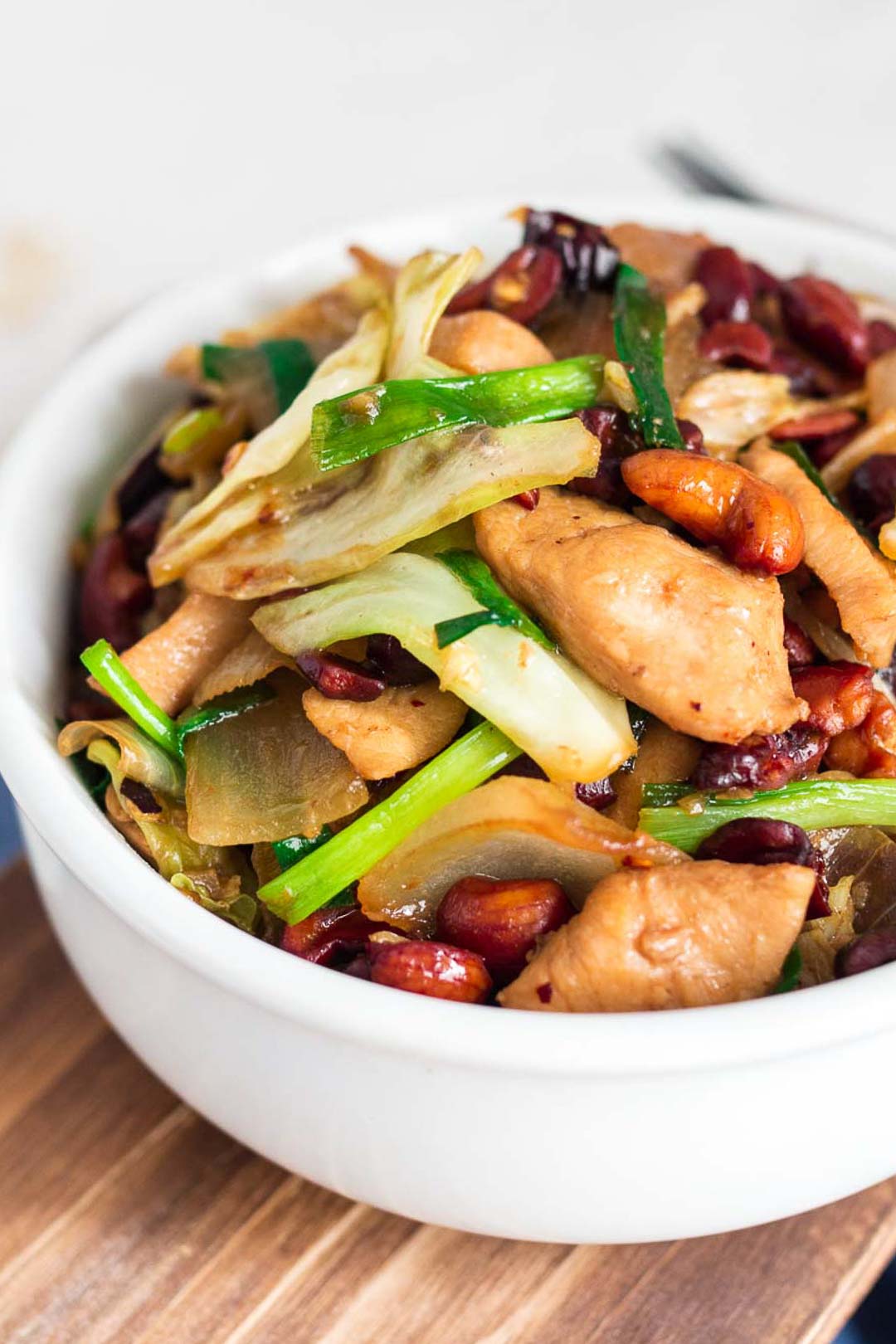 Kai Med Ma Muang (Chicken with Cashew Nuts)