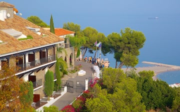 Seaside Resort with All-Inclusive Package