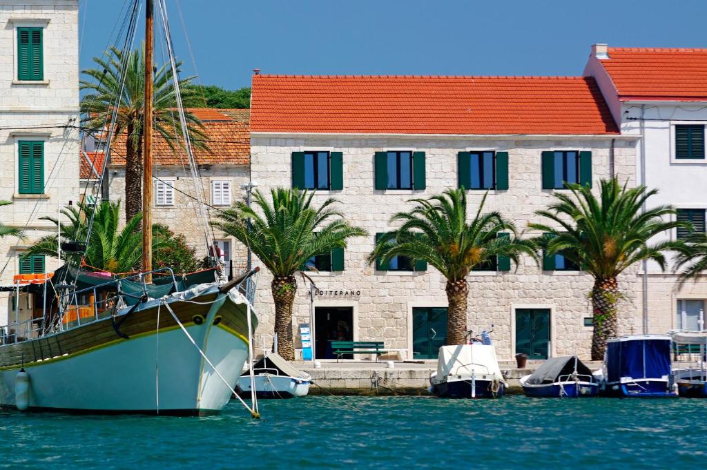 Modern Apartment in the Heart of Vela Luka