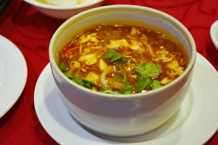 Receta de Sopa Agripicante (Suan là tāng) - Canal de YouTube 2