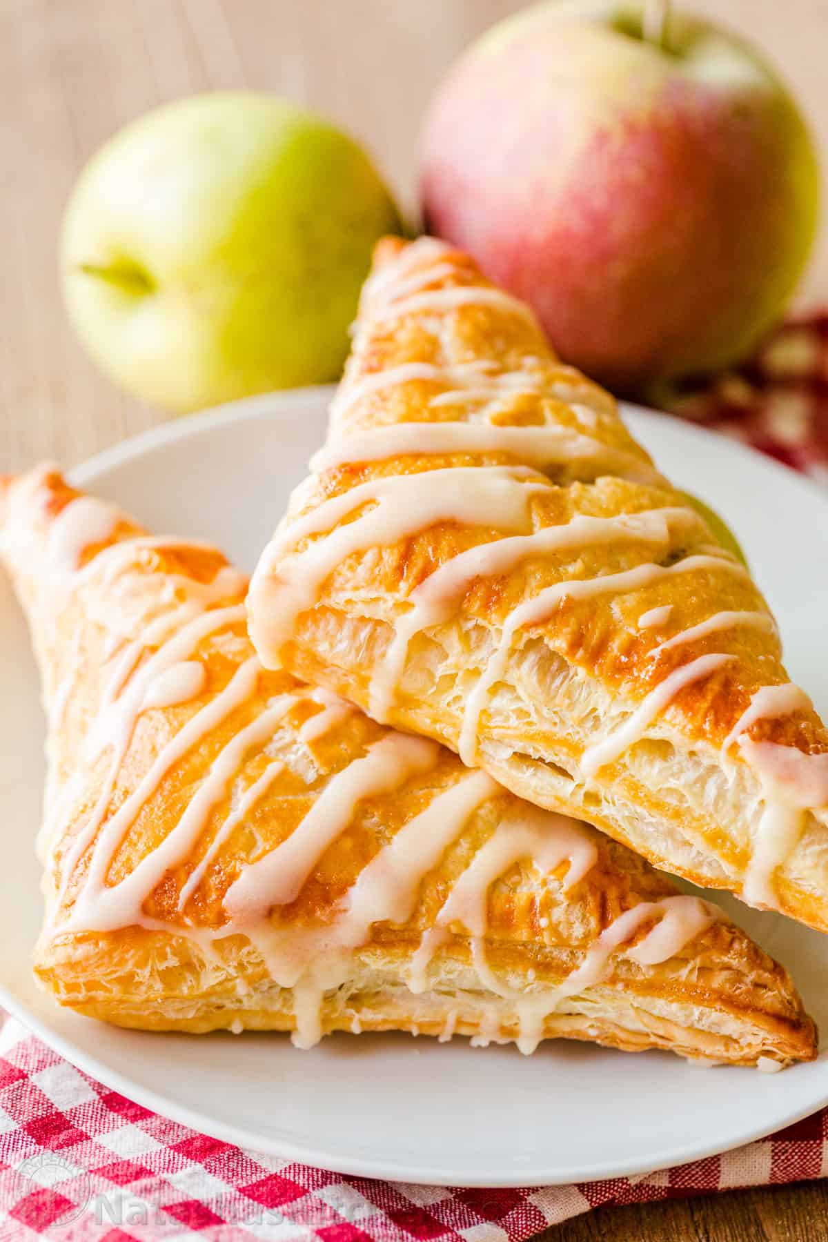 Apple and Cinnamon Puff Pastry Turnovers