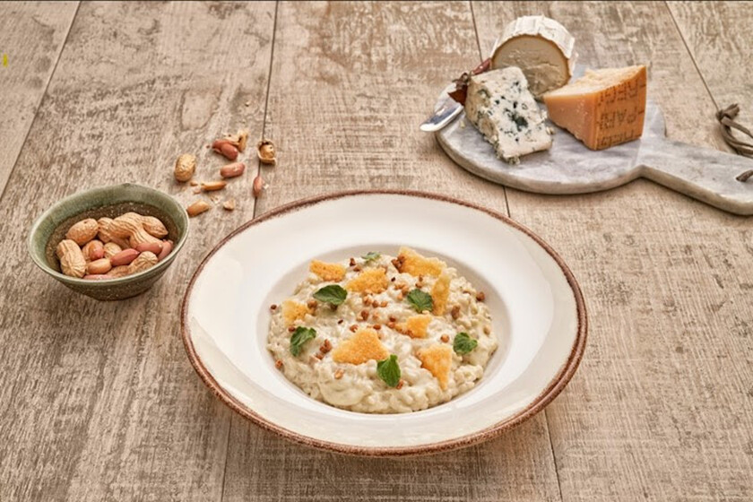 Pizza Quattro Formaggi con Thermomix y rúcula