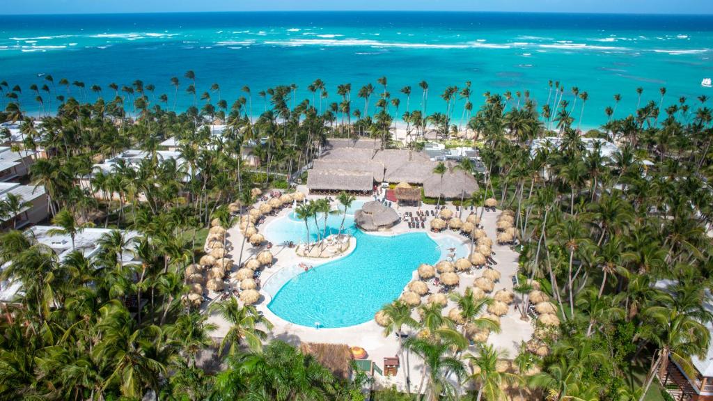 10. Grand Palladium Palace Resort Spa & Casino