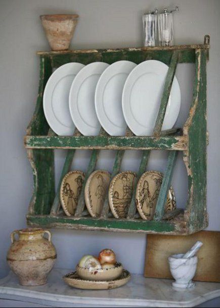 Rustic Retro Kitchen with Hanging Plate Rack