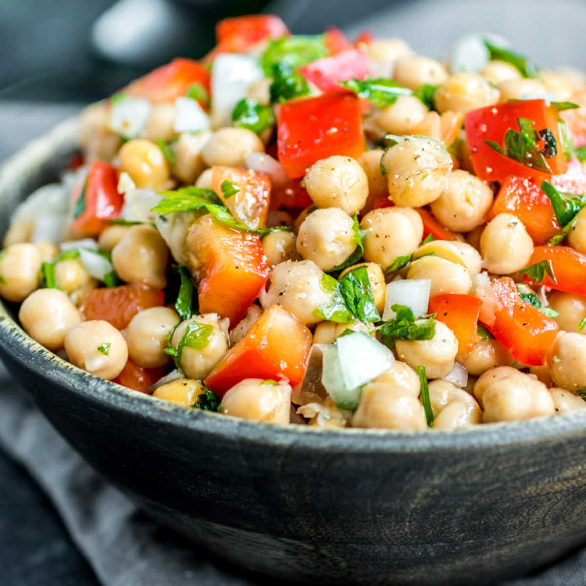 Salada de Grão de Bico (Chickpea Salad)