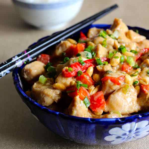 Pollo Gong Bao con verduras