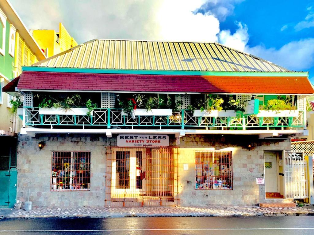 10. Seaview Motel