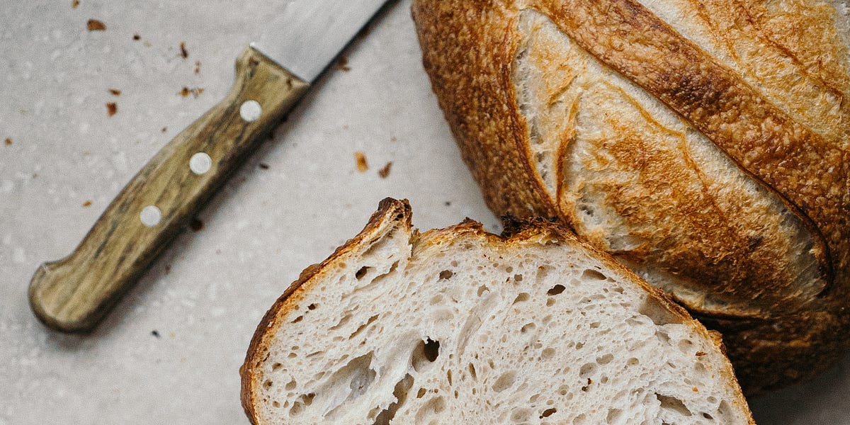 Dutch Oven Bread: Quick and Easy Recipes for Busy Bakers