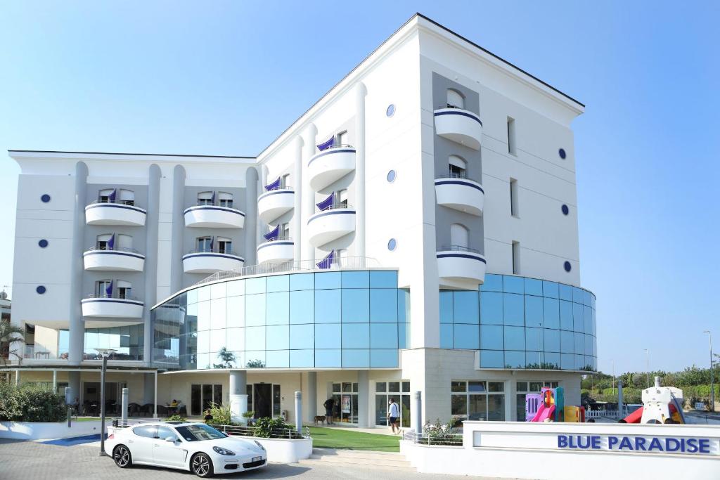 Fitness Paradise Hotel