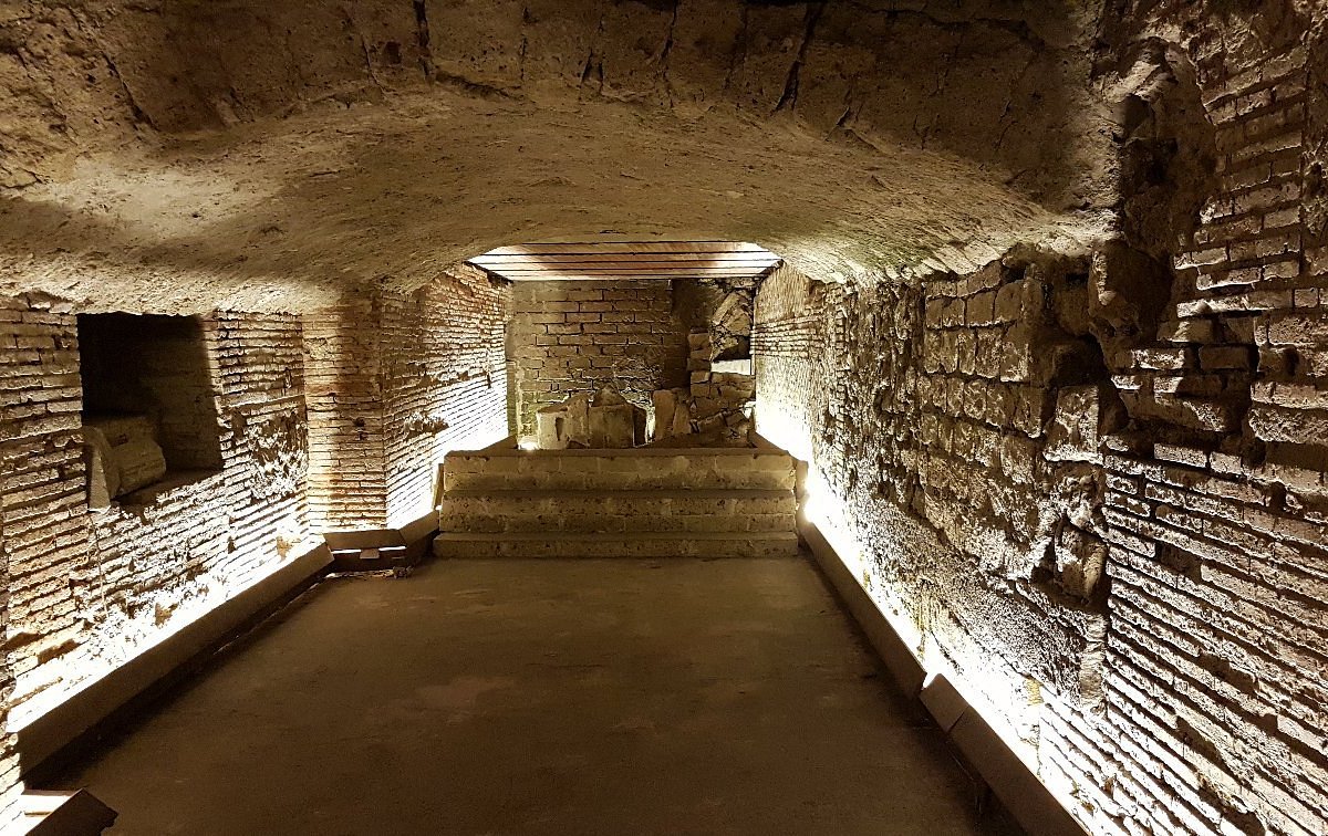 Explore the Underground Naples