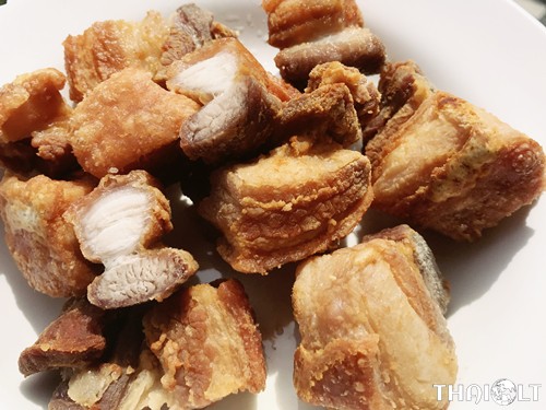 Pork Belly (Moo Sam Chan)