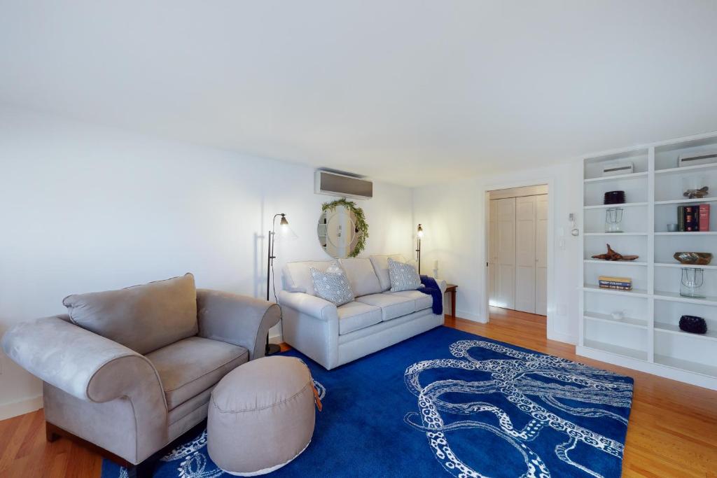 Seashore Pet Retreat