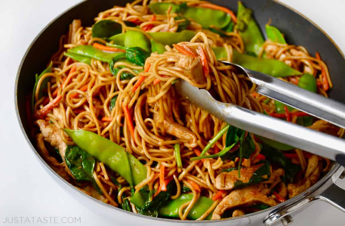 Hoisin Chicken Chow Mein