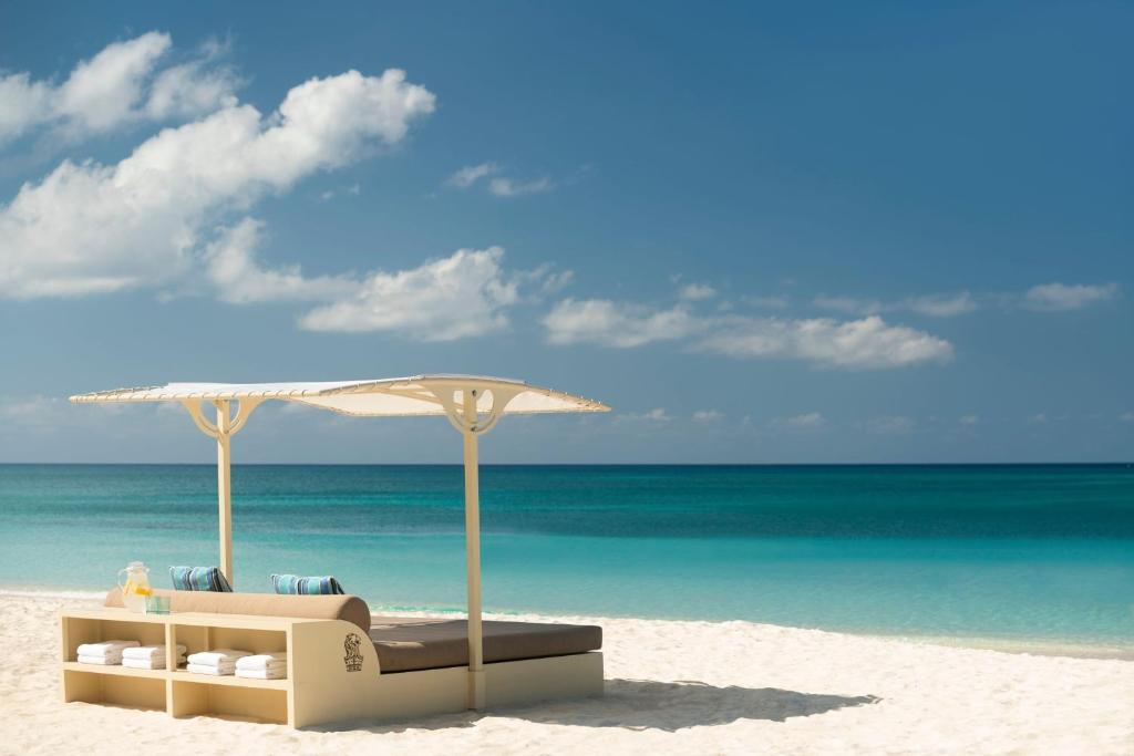 6. The Ritz-Carlton, Grand Cayman