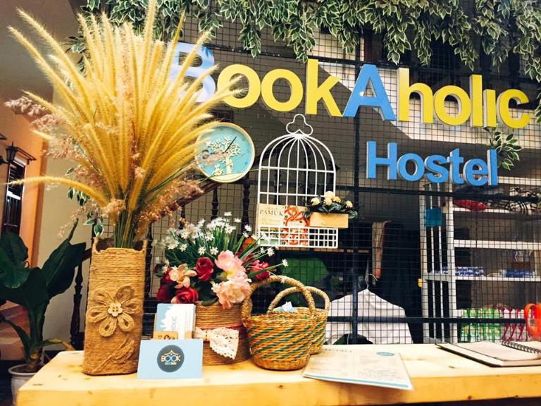 Bookaholic