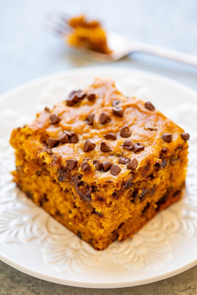 Chocolate Chip Pumpkin Cake