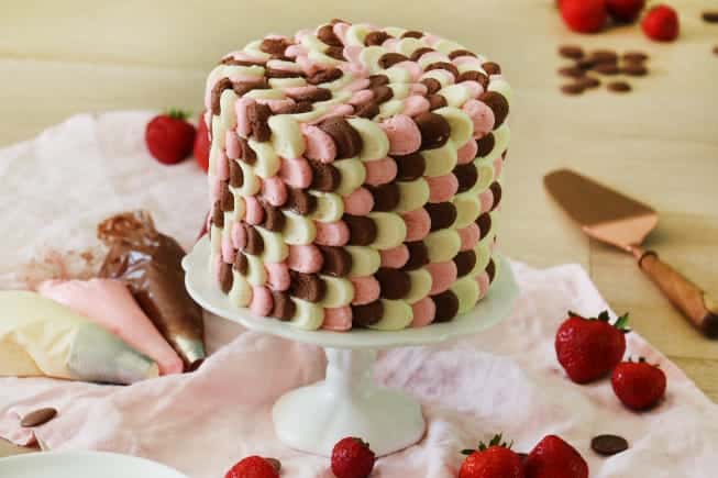 Red Velvet Neapolitan Cake Recipe