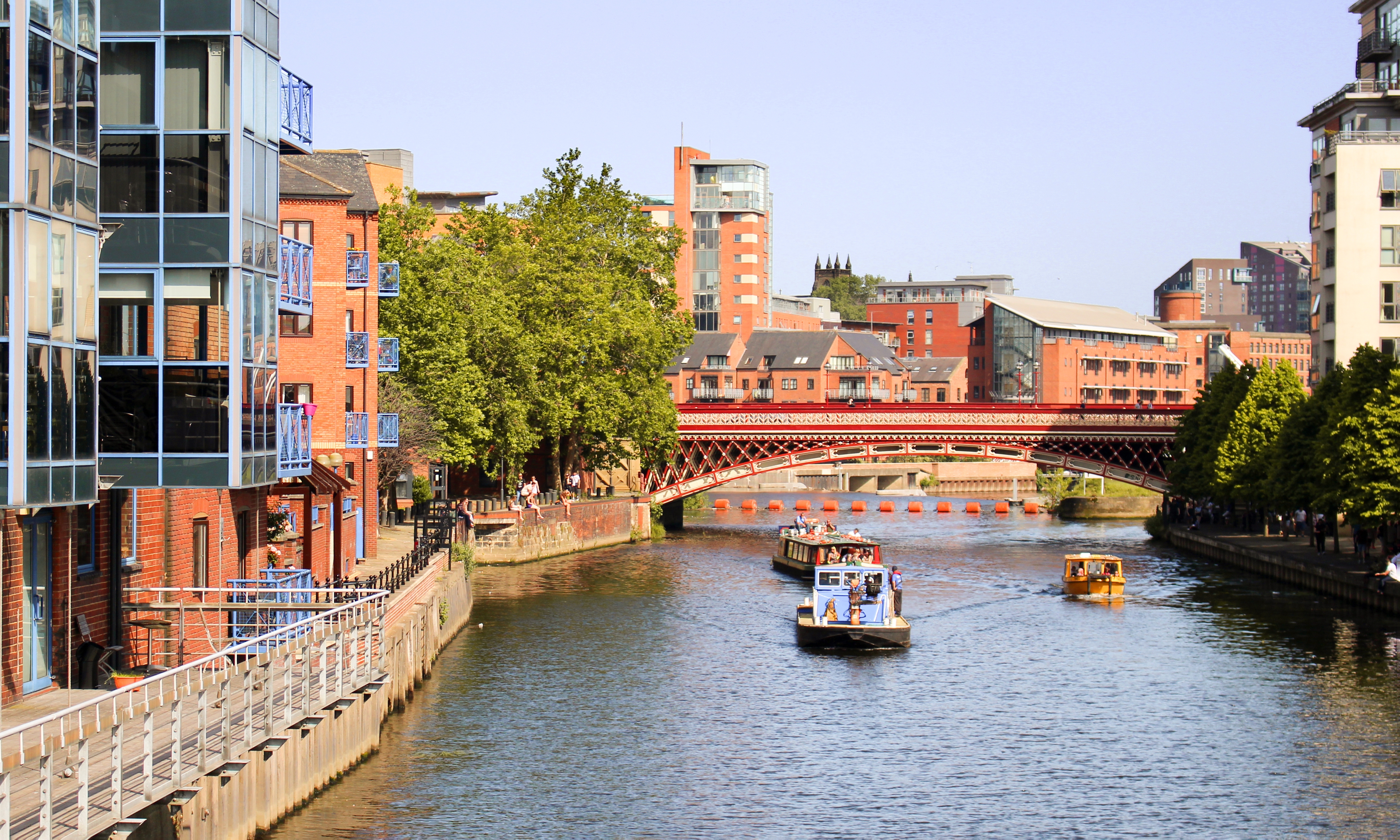 Family-Friendly Vacation Homes in Leeds