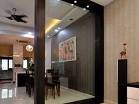 Chinese Kitchen with Indoor Living Wall