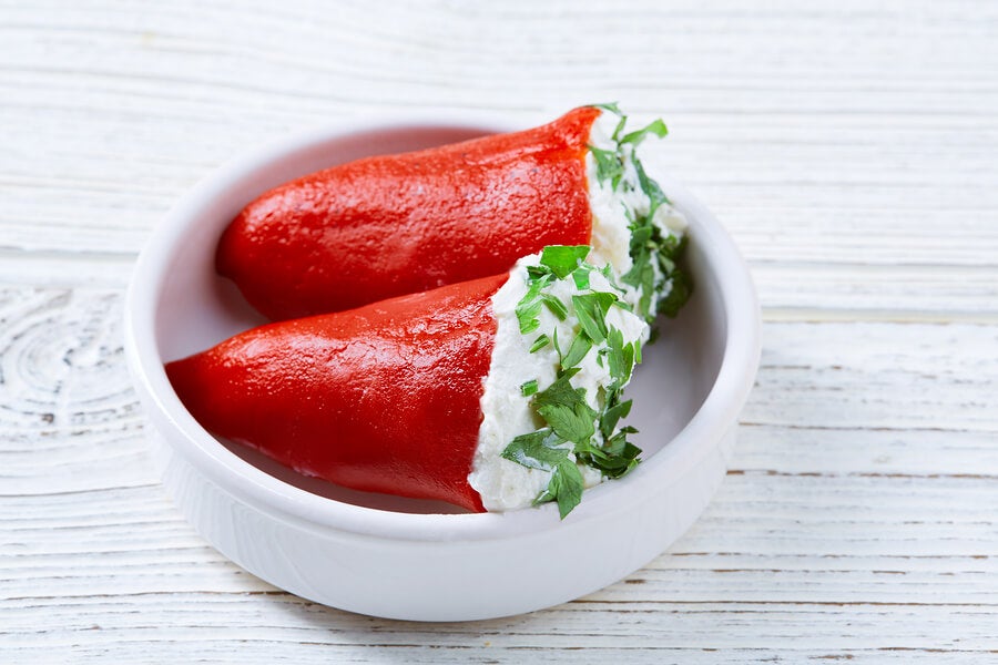 Receta rápida de Pimientos del piquillo rellenos de queso de cabra