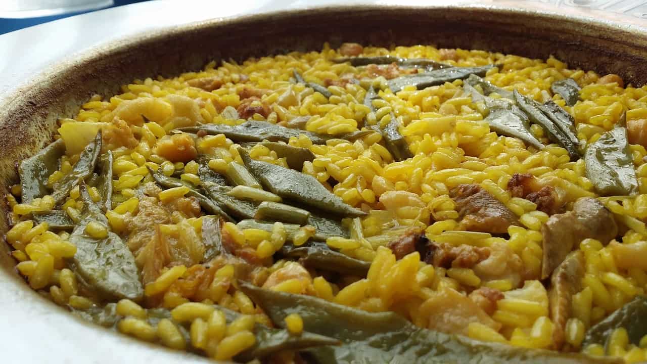 Receta de Paella Valenciana por Cocina en Familia