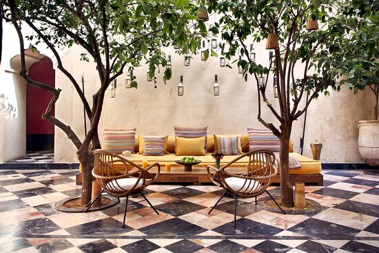 8. Riad El Fenn