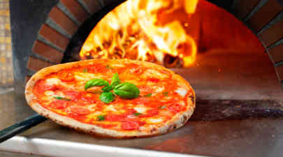 Pizza de Pimiento Rojo y Aceitunas
