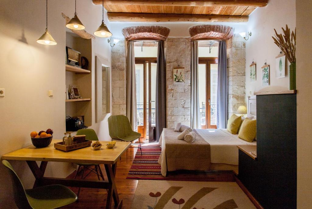 Charming Studio Apartment in Pag Old Town