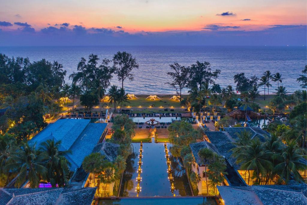 Marriott's Phuket Beach Resort