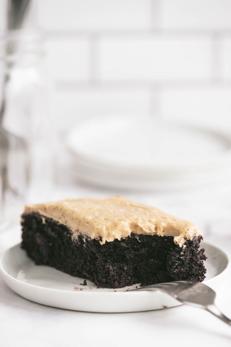 Paleo Peanut Butter Chocolate Cake