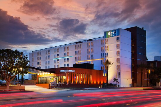 Hotel WXYZ