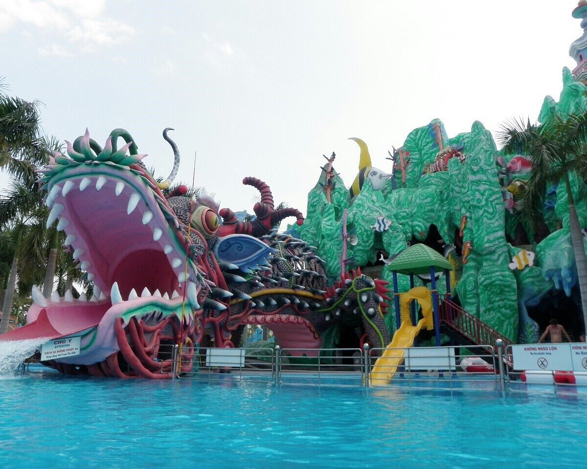 4. Suoi Tien Cultural Theme Park