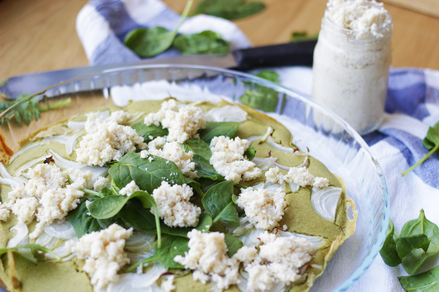 Pizza de ricotta y espinacas con masa sin gluten