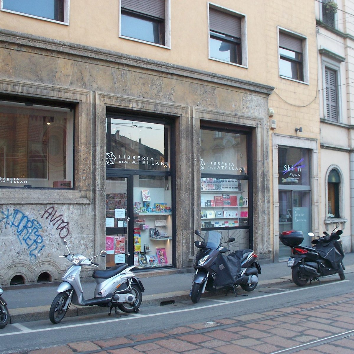 Libreria degli Atellani