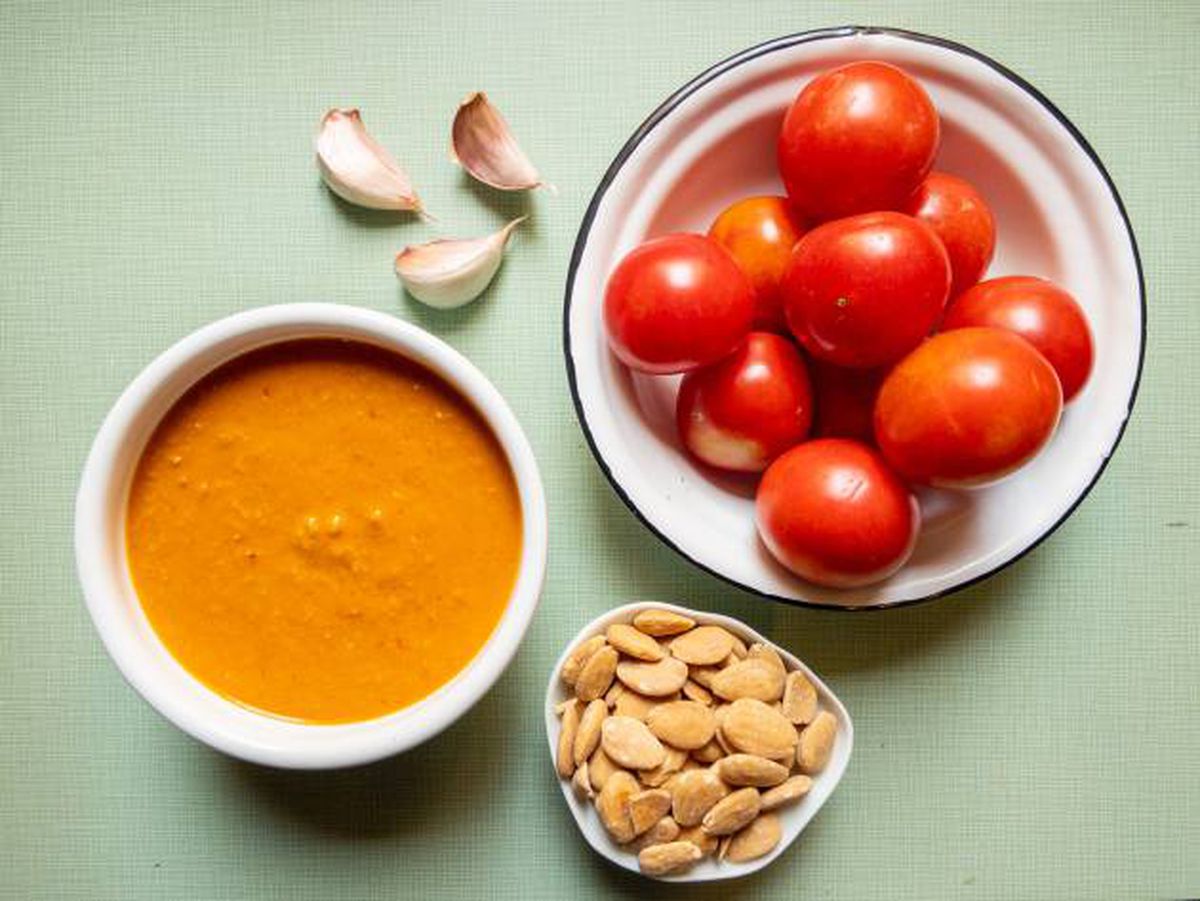 Receta de Xató con frutos secos