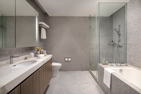 Riverside Villa in Xuhui