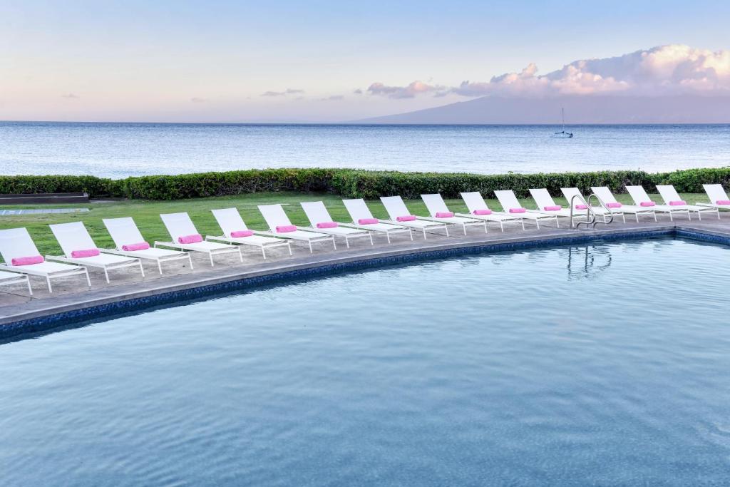 Resort with Private Pool Bungalows