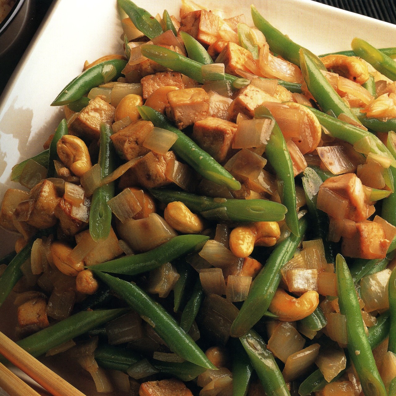 Green Bean Stir-Fry with Tofu and Cashews